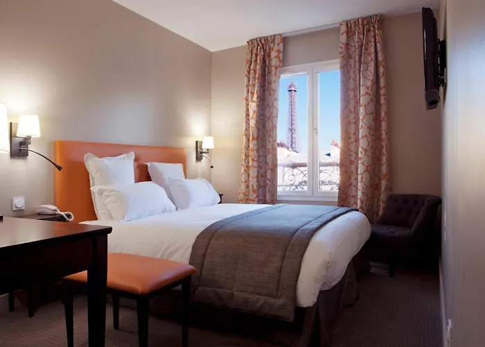Hôtel Le Relais Saint Charles Paris